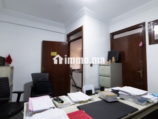 À vendre : Bureau/Appartement de standing à Guéliz - Appartement à vendre