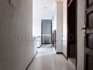 À vendre : Bureau/Appartement de standing à Guéliz - Appartement à vendre
