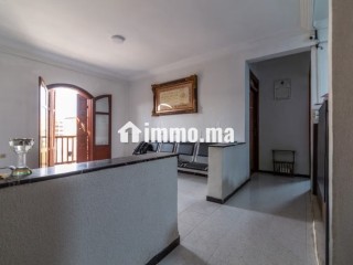 À vendre : Bureau/Appartement de standing à Guéliz - Appartement à vendre