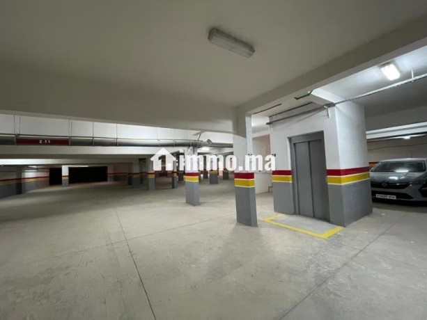 appartement-meuble-2-chambres-residence-avec-piscine-big-6
