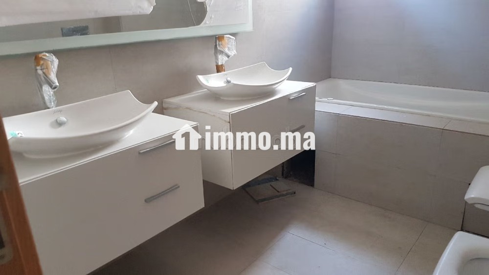 Bel appartement en location à Casablanca Marina - Location Immobilier - Casablanca - photo 6