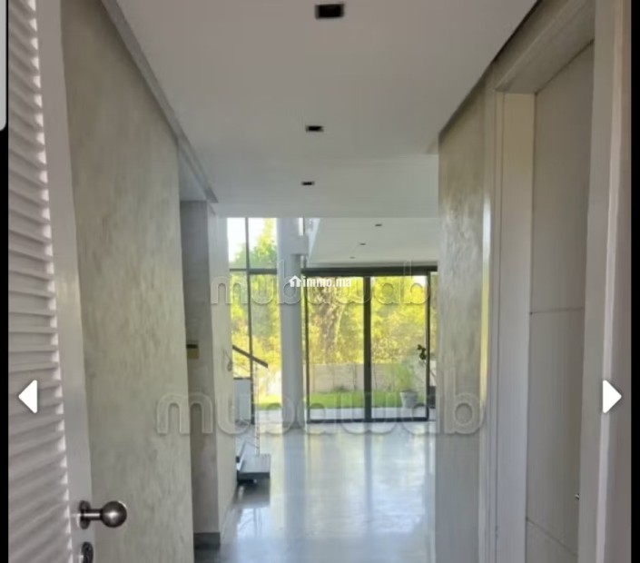 Sublime Duplex Traversant et sans vis à vis - Location Immobilier - Autre - photo 2