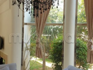 Villas de luxe à louer à Ain Diab. 4 pièces confortables. Garage et terrasse - Maison à vendre - Casablanca