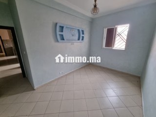 Bel appartement à vendre à Hay Houda. Surface de 60 m². Antenne parabolique et sécurité - Appartement à vendre - Agadir