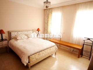 Av villa plain pied bouskoura sur 10520 m2 - Villa à vendre - Autre