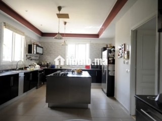Av villa plain pied bouskoura sur 10520 m2 - Villa à vendre - Autre