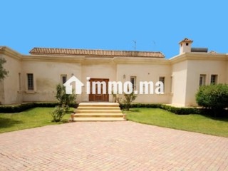 Av villa plain pied bouskoura sur 10520 m2 - Villa à vendre - Autre