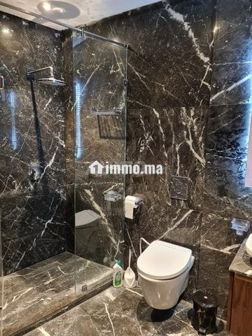 Luxueux studio non meublé à Ferme Bretonne (62m2) - Location Immobilier - Casablanca - photo 7