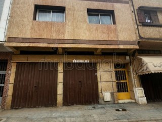 Maison à l'achat à Al Osra. 3 pièces confortables. Espace vert - Maison à vendre - Casablanca