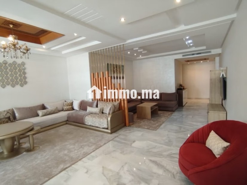 Superbe appartement à louer à Mozart.
Surface de 129 m².
Bien meublé - Location Immobilier - Tanger - photo 1