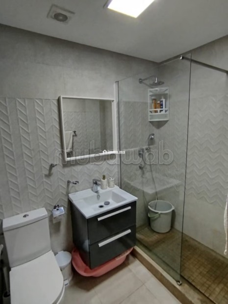 Superbe appartement à louer à Mozart.
Surface de 129 m².
Bien meublé - Location Immobilier - Tanger - photo 7