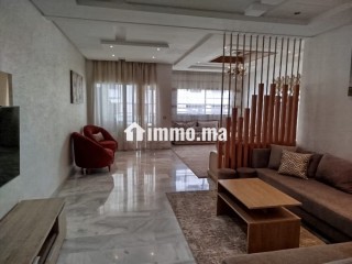 Superbe appartement à louer à Mozart.
Surface de 129 m².
Bien meublé - Appartement à louer - Tanger