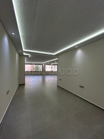 plateau-bureau-en-location-val-fleuri-big-3