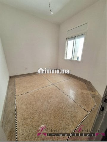 CENTRE VILLE JOLI APPT ART DECO A LOUER VIDE - Location Immobilier - Casablanca - photo 4