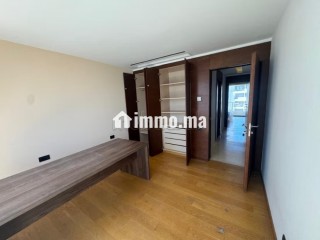 Appartement 190m² A LOUER à Souissi RABAT - Appartement à louer - Rabat