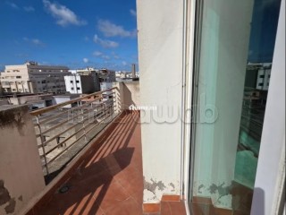 Appartement à Vendre à La Gironde. 4 pièces. Avec ascenseur et terrasse - Appartement à vendre - Casablanca