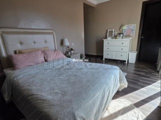 Appartement à Vendre à La Gironde. 4 pièces. Avec ascenseur et terrasse - Appartement à vendre - Casablanca