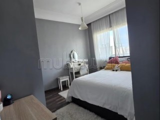 Appartement à Vendre à La Gironde. 4 pièces. Avec ascenseur et terrasse - Appartement à vendre - Casablanca