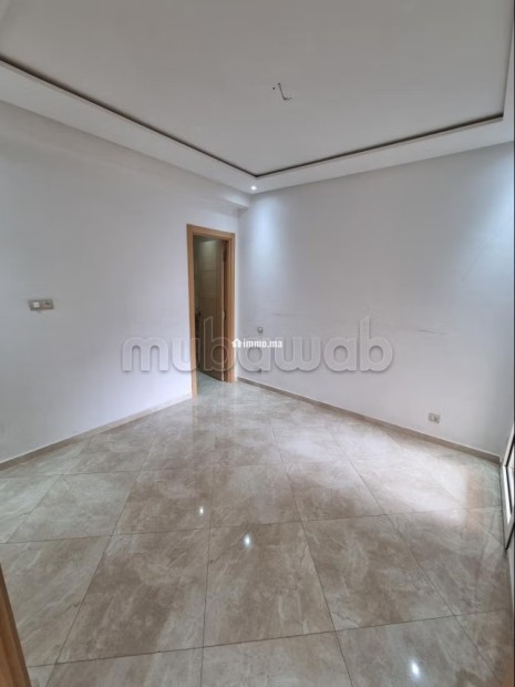 Vente d'un bel appartement à Hay Massira. 3 belles chambres. Prestation de conciergerie, air conditionné - Vente Immobilier - Agadir - photo 2