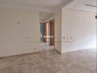 Vente d'un bel appartement à Hay Massira. 3 belles chambres. Prestation de conciergerie, air conditionné - Appartement à vendre - Agadir
