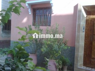 maison-a-la-vente-a-route-de-ouarzazate-3-grandes-pieces-garage-et-terrasse