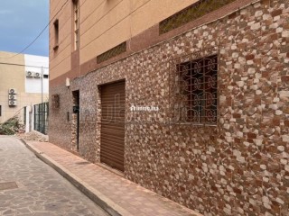 Superbe maison à vendre à Laari cheikh. 5 pièces. Antenne parabolique et Porte blindée - Maison à vendre - Nador