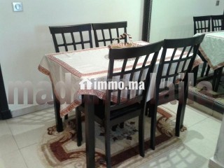شقة ممتازة مفروشة و بالمشبح خاصة بالعائلات فقط - Appartement Location Vacances - Agadir