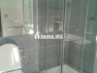 شقة ممتازة مفروشة و بالمشبح خاصة بالعائلات فقط - Appartement Location Vacances - Agadir