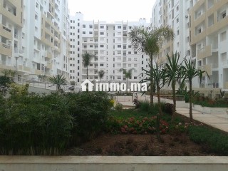 شقة ممتازة مفروشة و بالمشبح خاصة بالعائلات فقط - Appartement Location Vacances - Agadir