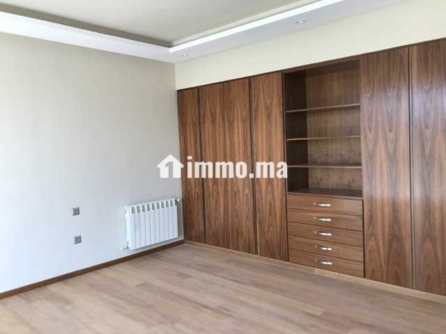 À vendre villa neuve haut standing à Souissi - Vente Immobilier - Rabat - photo 2