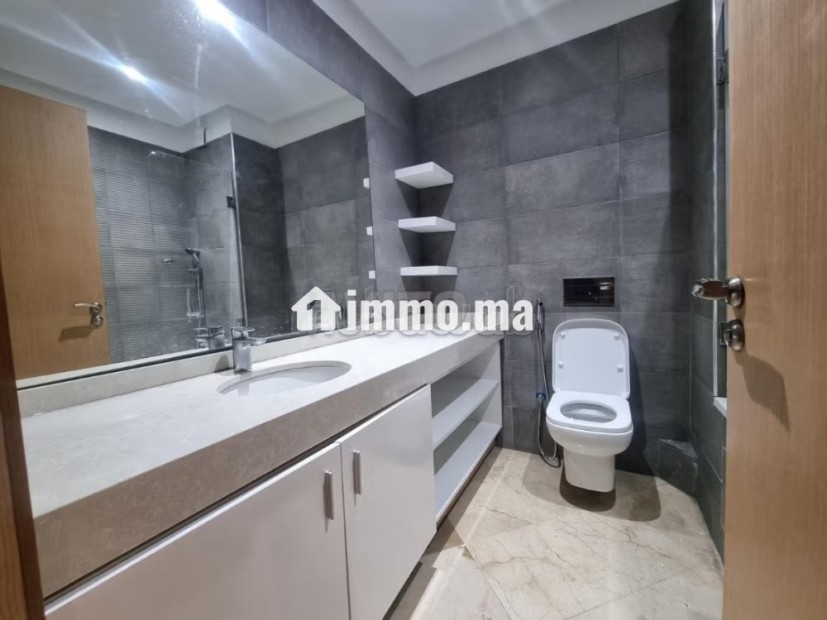 A louer: Superbe apppartement avec suite parental - Location Immobilier - Casablanca - photo 3