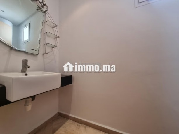 a-louer-superbe-apppartement-avec-suite-parental-big-9