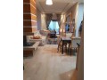 excellent-etat-appart-meuble-av-terrasse-de-20m2-small-5
