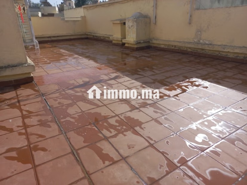 Splendide villa à vendre à Mandarona. 4 chambres. Jardin et terrasse - Vente Immobilier - Casablanca - photo 2