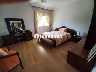 Splendide villa à vendre à Mandarona. 4 chambres. Jardin et terrasse - Villa à vendre - Casablanca