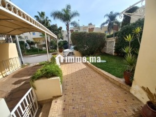 Splendide villa à vendre à Mandarona. 4 chambres. Jardin et terrasse - Villa à vendre - Casablanca