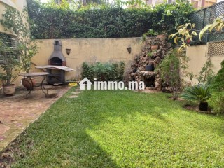 Splendide villa à vendre à Mandarona. 4 chambres. Jardin et terrasse - Villa à vendre - Casablanca