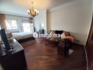 Splendide villa à vendre à Mandarona. 4 chambres. Jardin et terrasse - Villa à vendre - Casablanca