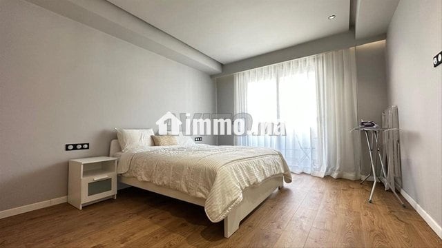 Appart 100m Meublé Luxe Av Wifi A Gauthier - Location Immobilier - Casablanca - photo 3