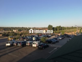 Station service - Appartement à vendre