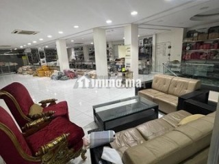 Magasin 265 m² sur Boulevard Principal Derb Omar - Local commercial à vendre - Casablanca