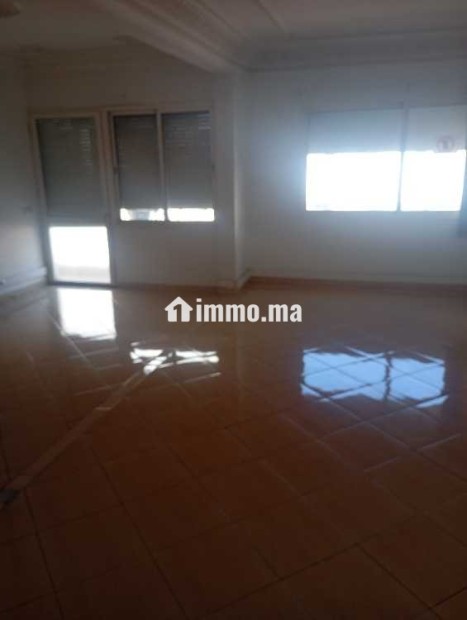 Location de bureau avec ascenseur garage - Location Immobilier - Casablanca - photo 1