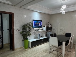 vente-dun-bel-appartement-a-hay-mabrouka-superficie-76-m2-conciergerie-a-disposition-systeme-de-climatisation