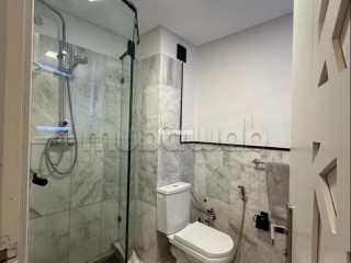 Location d'un appartement à Guéliz. 6 pièces confortables. Places de stationnement et terrasse - Appartement à vendre