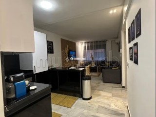 Location d'un appartement à Guéliz. 6 pièces confortables. Places de stationnement et terrasse - Appartement à vendre