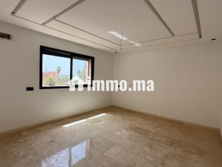 vente-dun-bel-appartement-a-2-pas-de-m-avenue