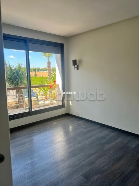 Duplex avec jardin en résidence avec piscine ville verte - Location Immobilier - Autre - photo 5