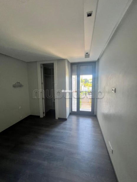 Duplex avec jardin en résidence avec piscine ville verte - Location Immobilier - Autre - photo 8