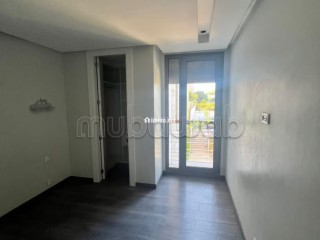 Duplex avec jardin en résidence avec piscine ville verte - Appartement à louer - Autre