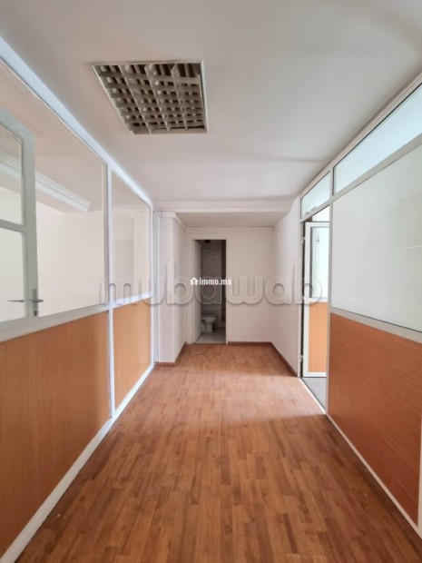 Bureau de 134 m² MAARIF _ dernier étage - Location Immobilier - Casablanca - photo 3